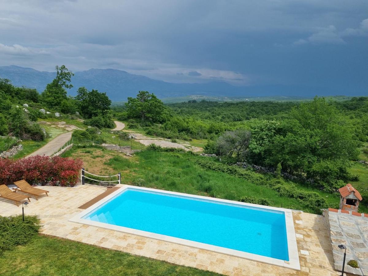 Holiday House Green Dream โอเบรอควาซ ภายนอก รูปภาพ